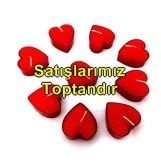 Kırmızı kalp şeklinde tealight mum